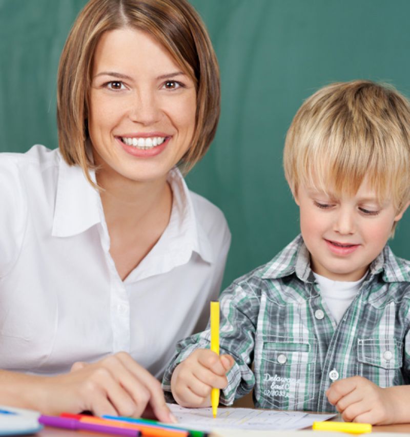 L’enfant évolue dans un milieu chaleureux et stimulant, propice à son épanouissement tout en répondant aux besoins de son éducation.